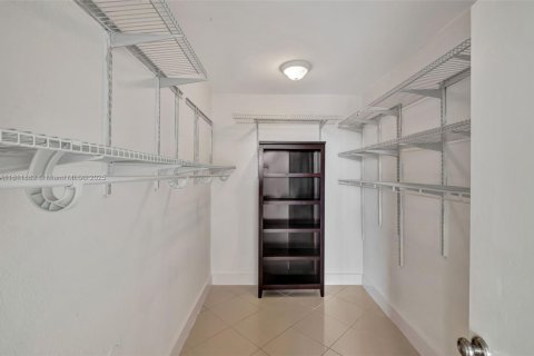 Condominio en venta en Miami Beach, Florida, 2 dormitorios, 162.58 m2 № 1234024 - foto 16