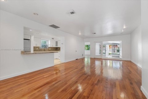 House in Fort Lauderdale, Florida 3 bedrooms, 141.21 sq.m. № 1966752 - photo 16