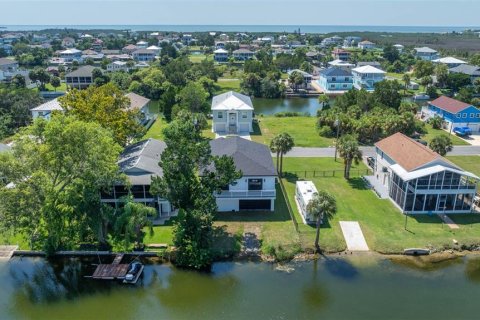Casa en venta en Hernando Beach, Florida, 3 dormitorios, 149.85 m2 № 1909914 - foto 9