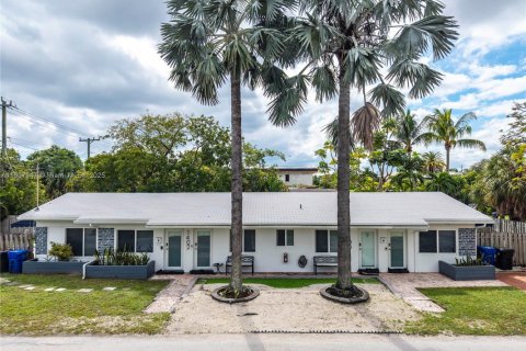 Propiedad comercial en venta en Fort Lauderdale, Florida, 180.04 m2 № 1965077 - foto 1