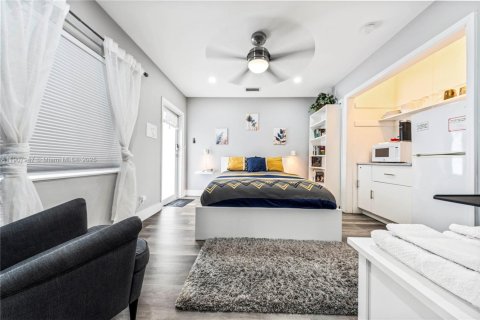 Propiedad comercial en venta en Fort Lauderdale, Florida, 180.04 m2 № 1965077 - foto 11