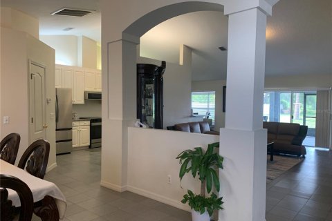 Casa en venta en Riverview, Florida, 4 dormitorios, 182.27 m2 № 1777957 - foto 5