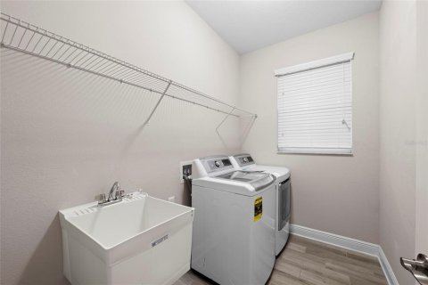 Adosado en venta en Bradenton, Florida, 3 dormitorios, 202.62 m2 № 1815410 - foto 30