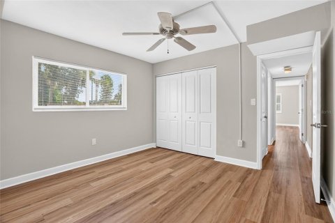 Condominio en venta en Saint Petersburg, Florida, 2 dormitorios, 94.3 m2 № 2229623 - foto 20