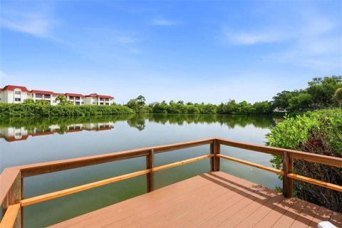 Condominio en venta en Saint Petersburg, Florida, 2 dormitorios, 94.3 m2 № 2229623 - foto 3