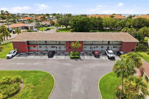 Condominio en venta en Saint Petersburg, Florida, 2 dormitorios, 94.3 m2 № 2229623 - foto 24