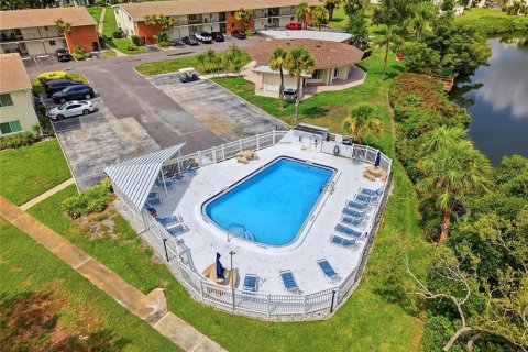Condominio en venta en Saint Petersburg, Florida, 2 dormitorios, 94.3 m2 № 2229623 - foto 30