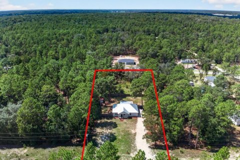 Casa en Keystone Heights, Florida 3 dormitorios, 105.35 m2 № 2381248