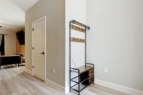 Villa ou maison à louer à Kissimmee, Floride: 4 chambres, 200.48 m2 № 2383828 - photo 7