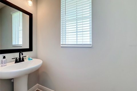 Villa ou maison à louer à Kissimmee, Floride: 4 chambres, 200.48 m2 № 2383828 - photo 23
