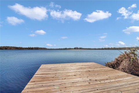 Terreno en venta en Silver Springs Shores, Florida № 1525514 - foto 1