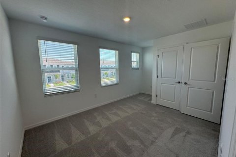 Townhouse in Kissimmee, Florida 2 bedrooms, 116.59 sq.m. № 2109609 - photo 7