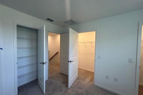 Townhouse in Kissimmee, Florida 2 bedrooms, 116.59 sq.m. № 2109609 - photo 15