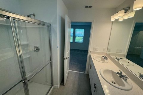 Townhouse in Kissimmee, Florida 2 bedrooms, 116.59 sq.m. № 2109609 - photo 21