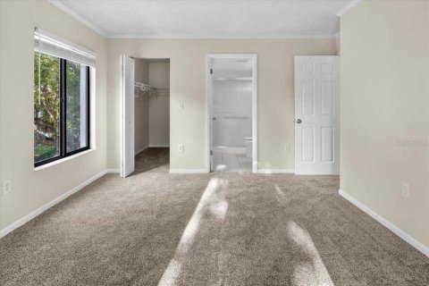 Condo in Tarpon Springs, Florida, 2 bedrooms № 2147586 - photo 9