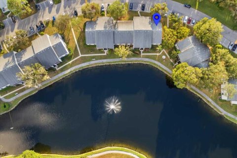 Condo in Tarpon Springs, Florida, 2 bedrooms № 2147586 - photo 16