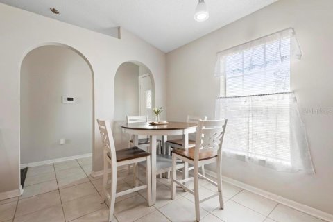 Casa en venta en Deltona, Florida, 3 dormitorios, 129.69 m2 № 1657862 - foto 12