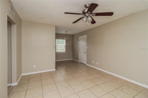 Casa en alquiler en Altamonte Springs, Florida, 3 dormitorios, 78.04 m2 № 1873304 - foto 4