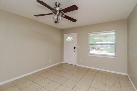 Casa en alquiler en Altamonte Springs, Florida, 3 dormitorios, 78.04 m2 № 1873304 - foto 2