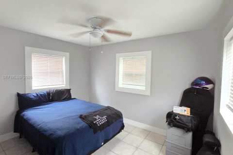 Casa en venta en Fort Lauderdale, Florida, 2 dormitorios, 58.53 m2 № 2007005 - foto 5
