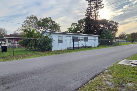 Casa en Fort Lauderdale, Florida 2 dormitorios, 58.53 m2 № 2007005