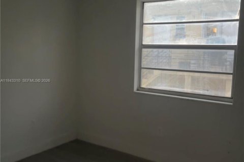 Appartement à Miami, Floride 12 chambres, 407.1 m2 № 1999633