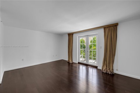 Купить кондоминиум в Майами-Бич, Флорида 3 спальни, 199.46м2, № 1958345 - фото 18