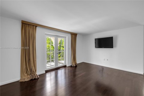Купить кондоминиум в Майами-Бич, Флорида 3 спальни, 199.46м2, № 1958345 - фото 20