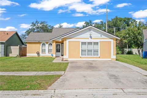 House in Valrico, Florida 3 bedrooms, 179.77 sq.m. № 1898426 - photo 1