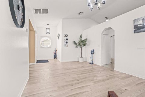Casa en venta en Valrico, Florida, 3 dormitorios, 179.77 m2 № 1898426 - foto 11