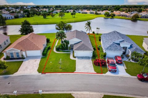House in Port St. Lucie, Florida 3 bedrooms, 156.91 sq.m. № 2433026 - photo 29