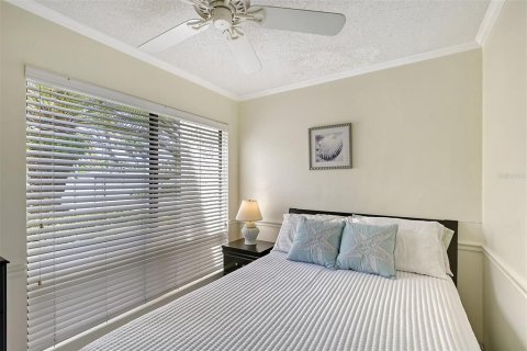 Condo in Sarasota, Florida, 2 bedrooms  № 2342452 - photo 22