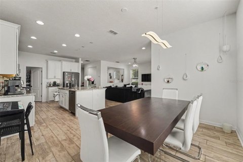 Adosado en venta en Winter Garden, Florida, 3 dormitorios, 186.83 m2 № 2156666 - foto 13