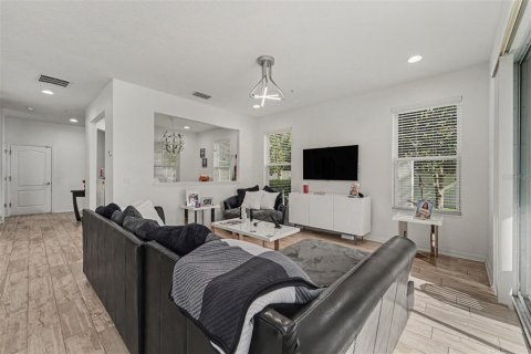 Adosado en venta en Winter Garden, Florida, 3 dormitorios, 186.83 m2 № 2156666 - foto 6