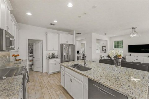 Adosado en venta en Winter Garden, Florida, 3 dormitorios, 186.83 m2 № 2156666 - foto 17
