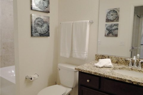 Condo in Bradenton, Florida, 2 bedrooms in LAKEWOOD NATIONAL  № 2217977 - photo 20