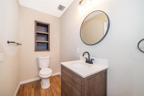 Casa en alquiler en Orlando, Florida, 4 dormitorios, 211.82 m2 № 1913070 - foto 14