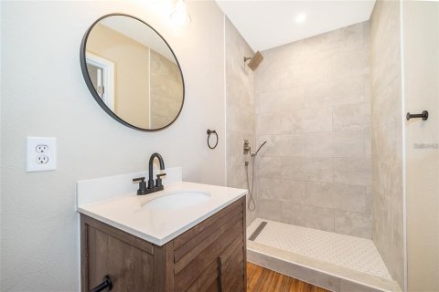 Casa en alquiler en Orlando, Florida, 4 dormitorios, 211.82 m2 № 1913070 - foto 15