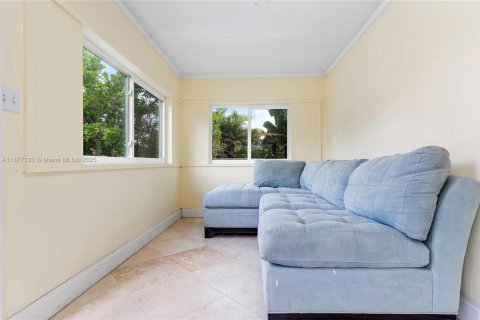 Casa en venta en Oakland Park, Florida, 2 dormitorios, 103.68 m2 № 1920623 - foto 8