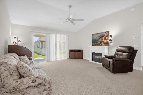 Casa en venta en The Villages, Florida, 3 dormitorios, 140.47 m2 № 1873902 - foto 3
