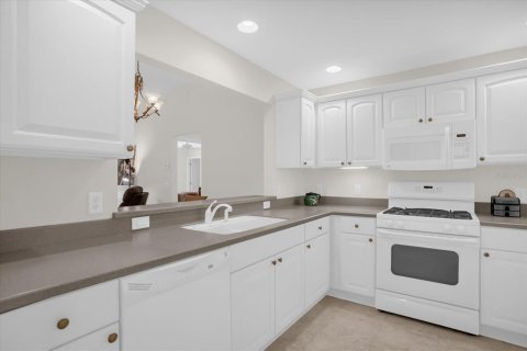 Casa en venta en The Villages, Florida, 3 dormitorios, 140.47 m2 № 1873902 - foto 6