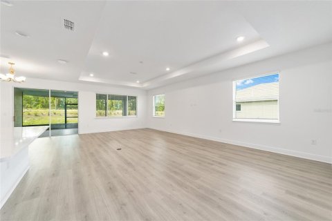 Villa ou maison à vendre à Ocala, Floride: 2 chambres, 187.57 m2 № 2150132 - photo 11