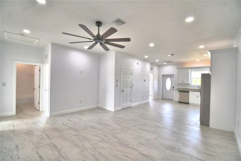 Appartement à louer à Indian lake estates, Floride: 3 chambres, 113.34 m2 № 2116080 - photo 5