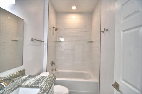 Appartement à louer à Indian lake estates, Floride: 3 chambres, 113.34 m2 № 2116080 - photo 11