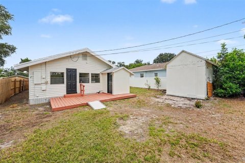House in Saint Petersburg, Florida 3 bedrooms, 93.65 sq.m. № 2211338 - photo 4