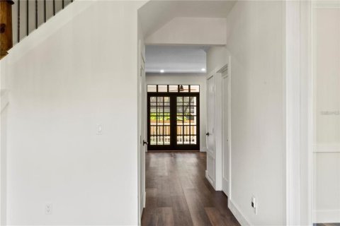 Снять в аренду виллу или дом в Винтер-Парк, Флорида 6 комнат, 222.41м2, № 2236197 - фото 5