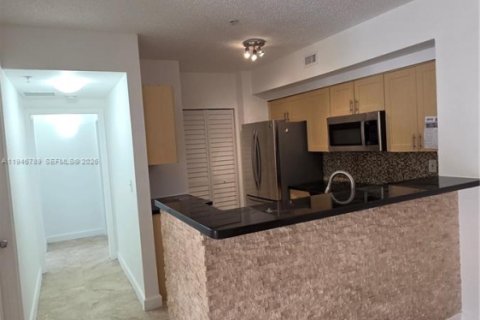 Condo in Miramar, Florida, 3 bedrooms  № 2003594 - photo 5