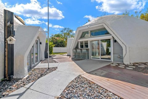 Villa ou maison à Saint Petersburg, Floride 3 chambres, 128.3 m2 № 2128473