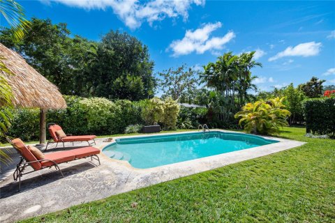 House in Miami, Florida 6 bedrooms, 627.46 sq.m. № 1714866 - photo 4