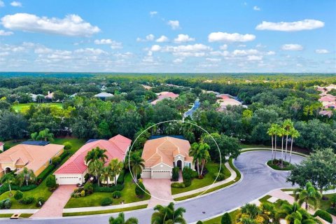 Villa ou maison à vendre à Lakewood Ranch, Floride: 3 chambres, 232.26 m2 № 1901468 - photo 1